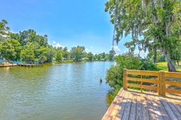 1303 Delano Street photo 4