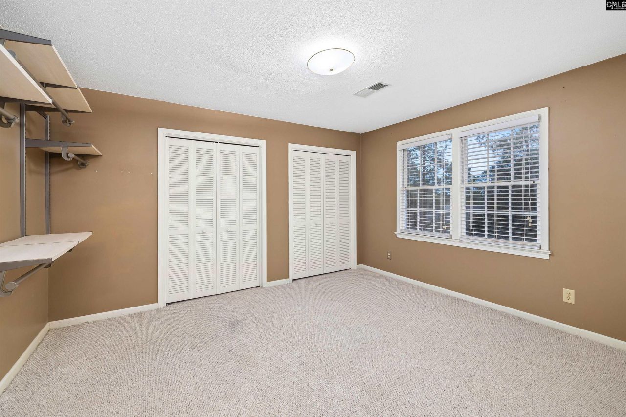 2112 Bee Ridge Road Photo 30