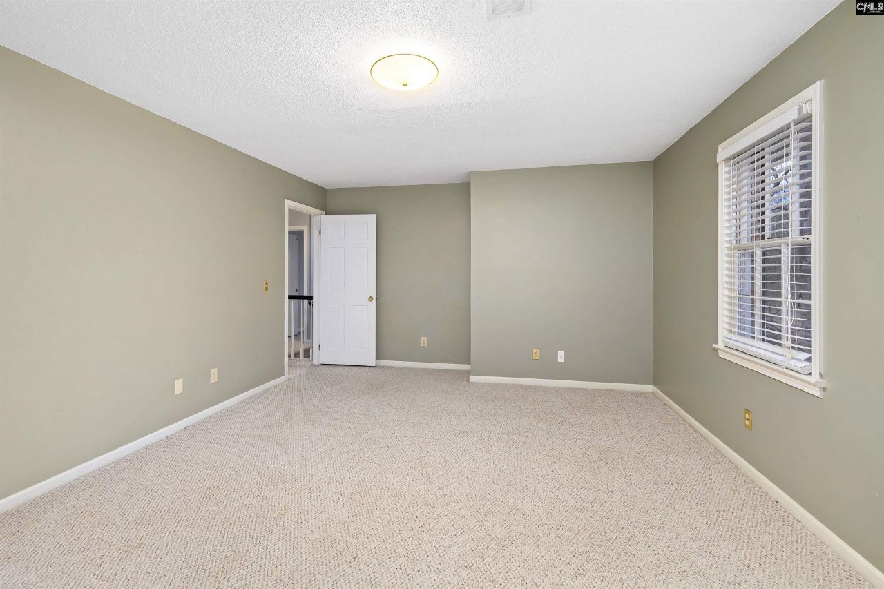 2112 Bee Ridge Road Photo 33