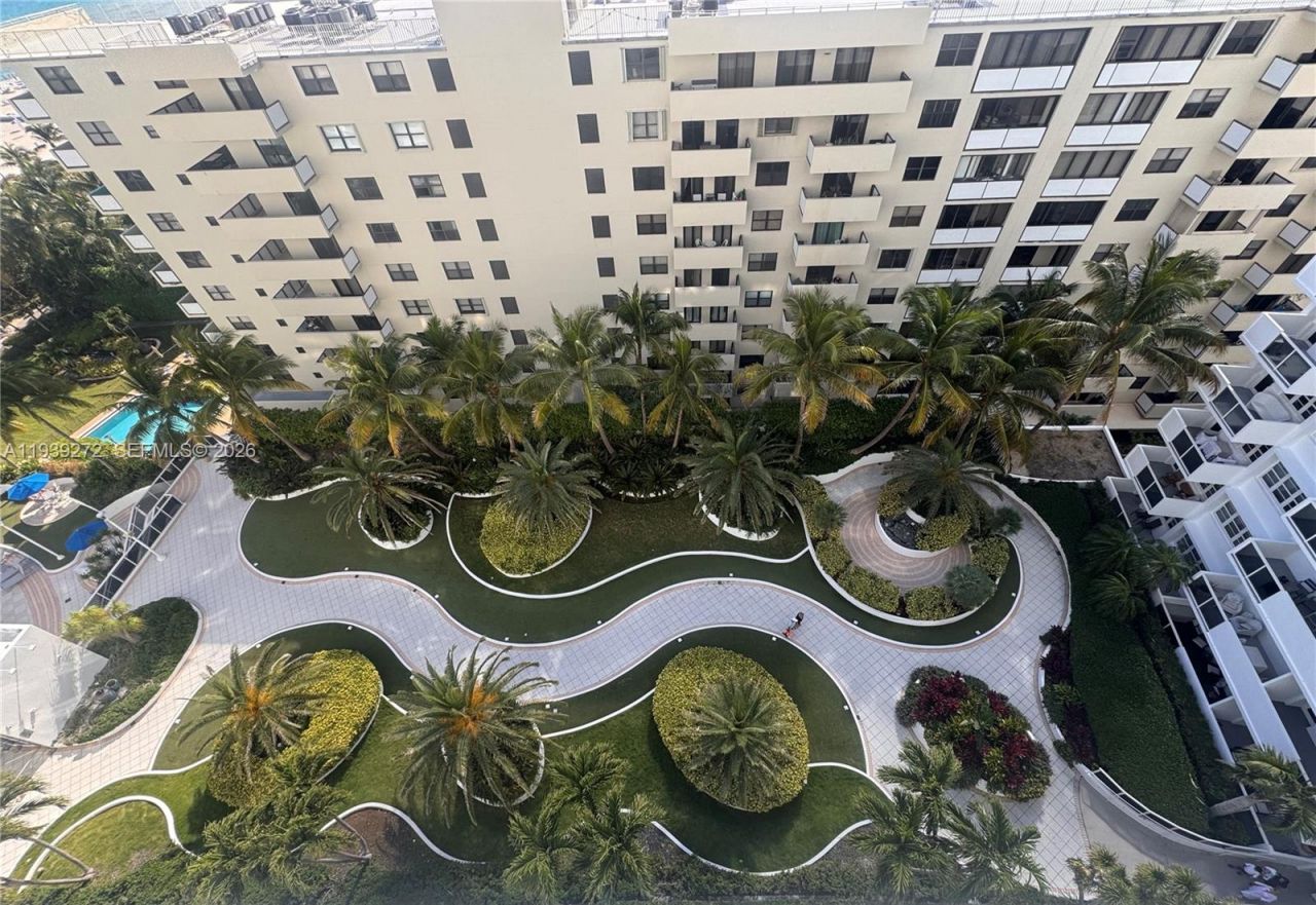 100 Lincoln Rd, Unit 1230, Miami Beach, FL 33139 Photo