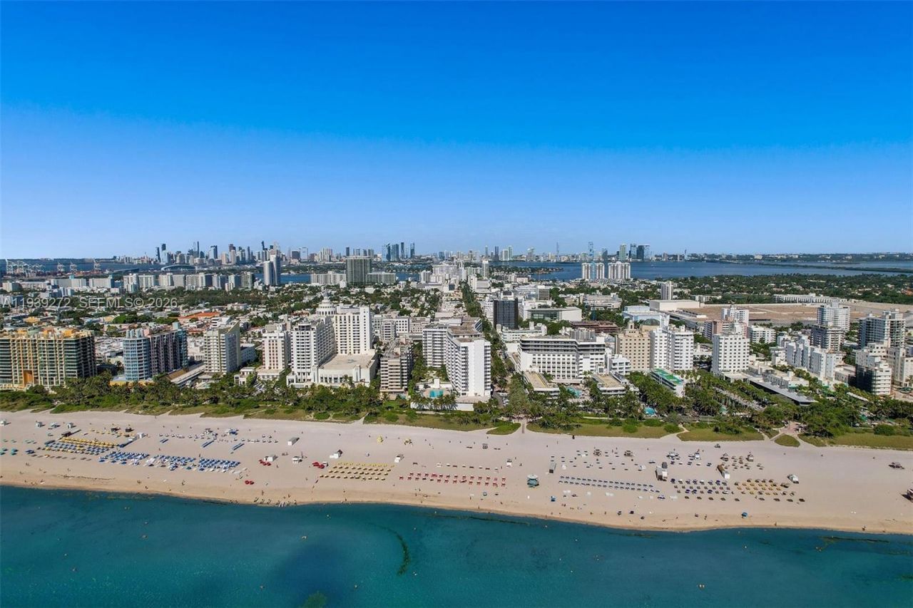 100 Lincoln Rd, Unit 1230, Miami Beach, FL 33139 Photo