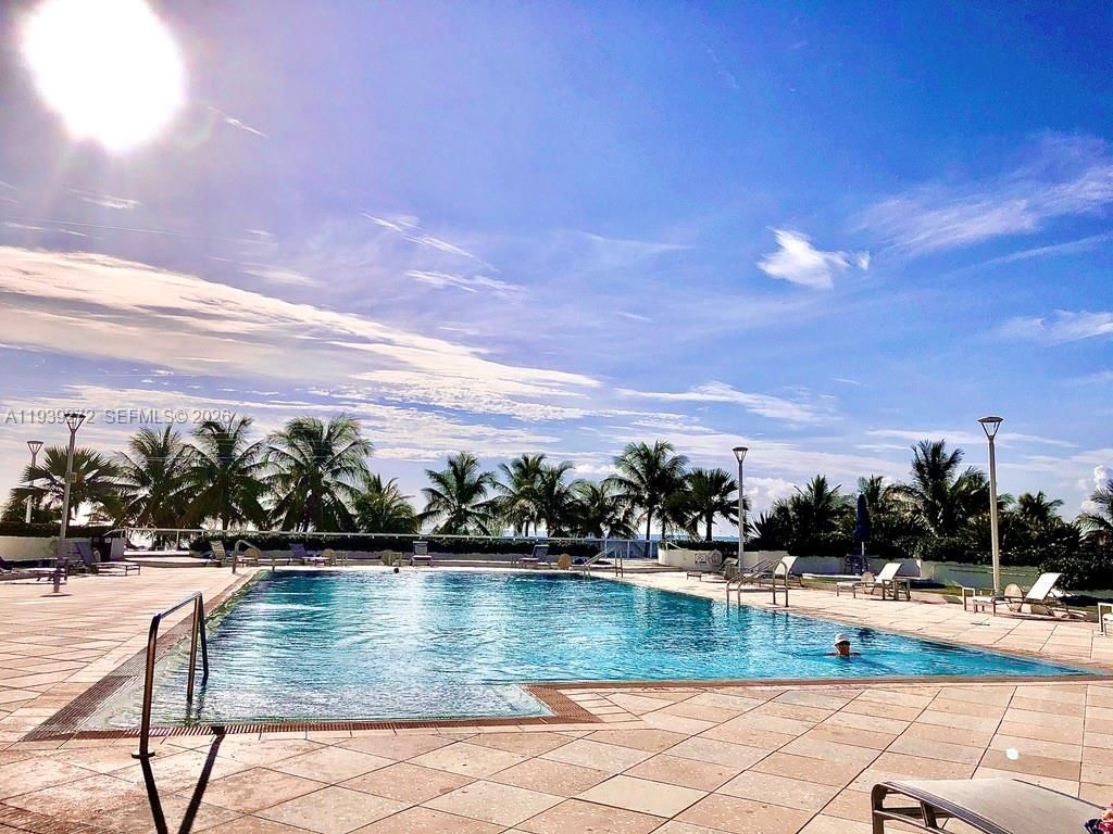 100 Lincoln Rd, Unit 1230, Miami Beach, FL 33139 Photo