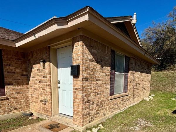 2600 21st Street, Fort Worth, TX 76106