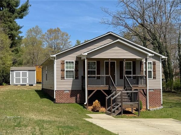 803 Leach Avenue, Thomasville, NC 27360