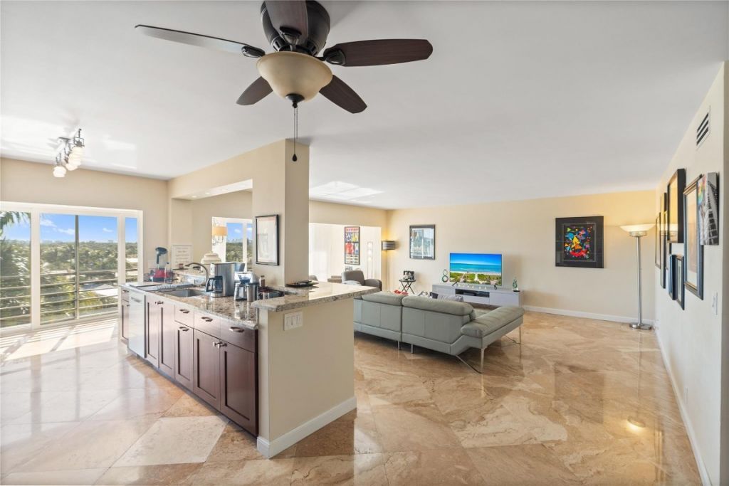 3050 NE 47th Court, Unit 606, Fort Lauderdale, FL 33308 Photo