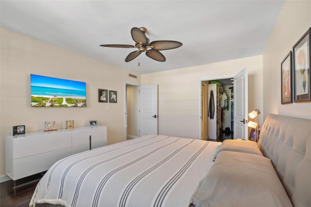 3050 NE 47th Court, Unit 606, Fort Lauderdale, FL 33308 Photo