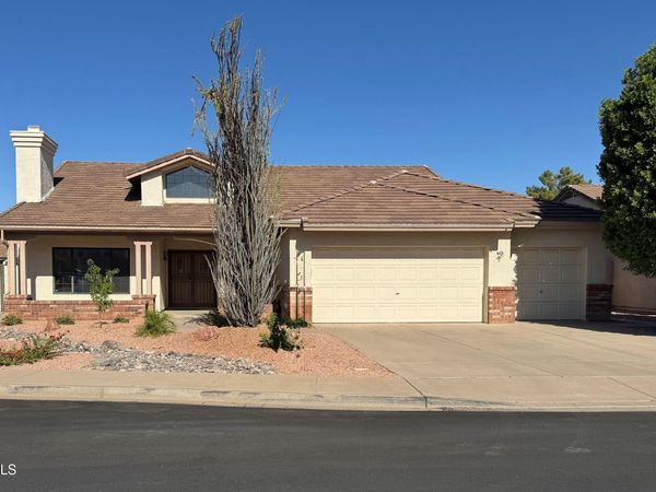 1816 N SALEM Street, Mesa, AZ 85205