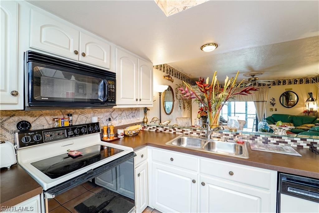505 SW 47th Ter, Unit 104, Cape Coral, FL 33914 Photo