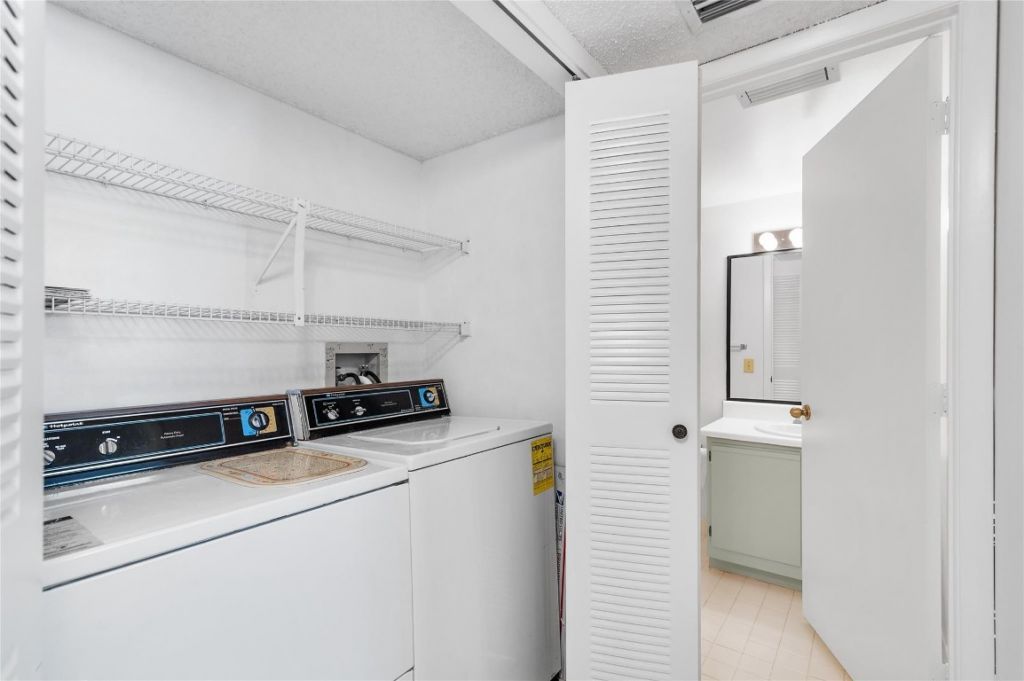 9676 W Mcnab Road, Unit 110, Fort Lauderdale, FL 33321 Photo