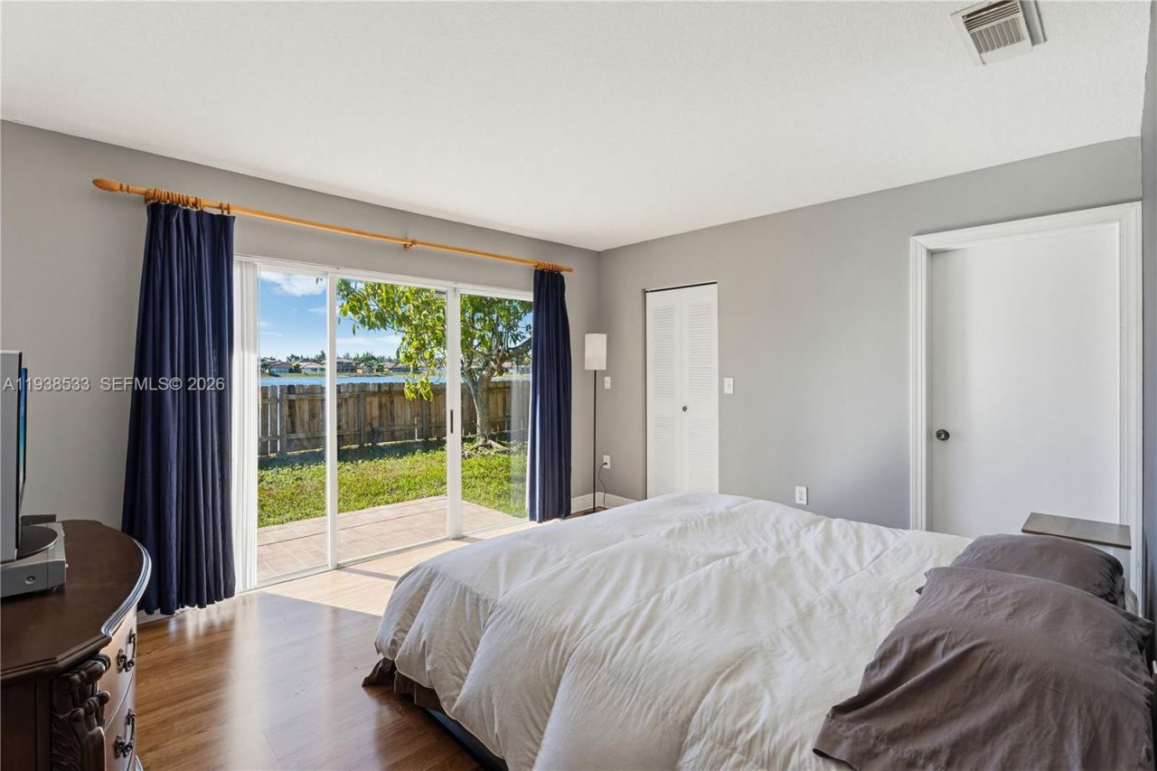 15474 SW 32nd Ter, Miami, FL 33185 Photo