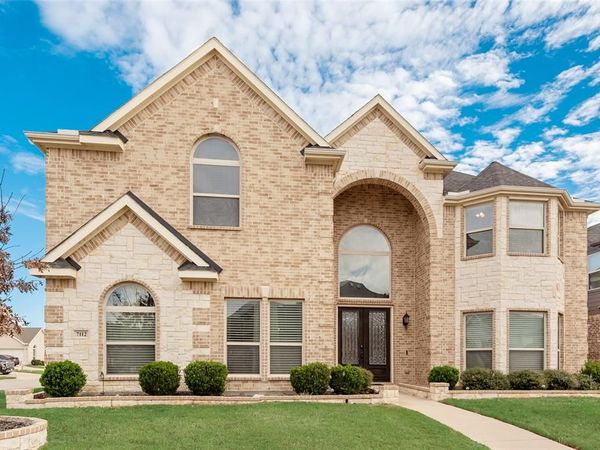 7112 Playa Norte Drive, Grand Prairie, TX 75054