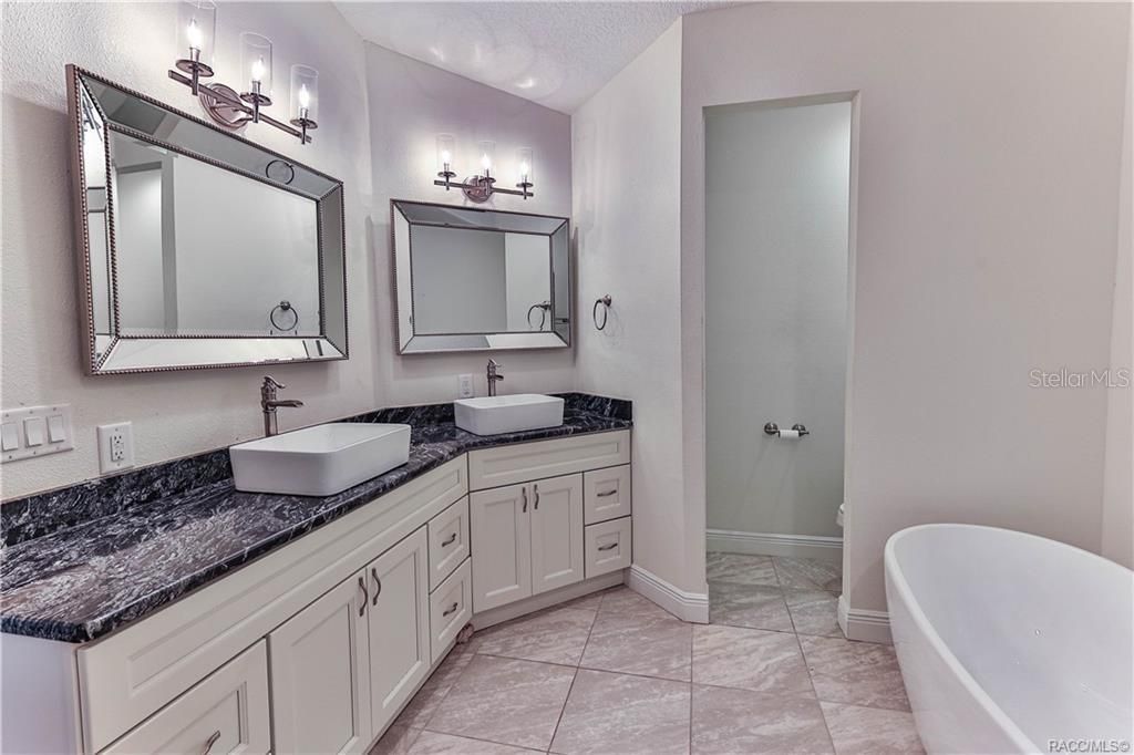 110 N Rooks Avenue, Inverness, FL 34453 Photo