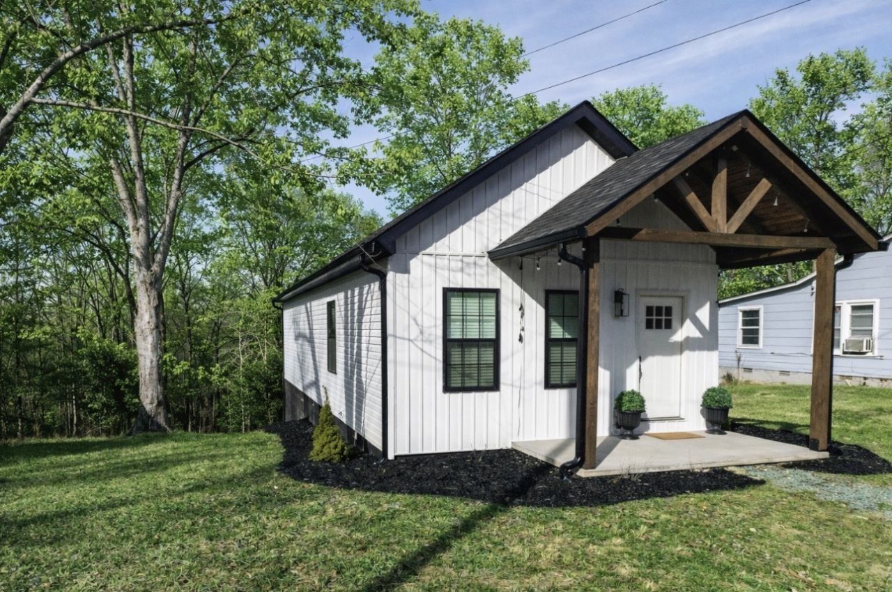 112 Wells Street N Centerville, TN 37033