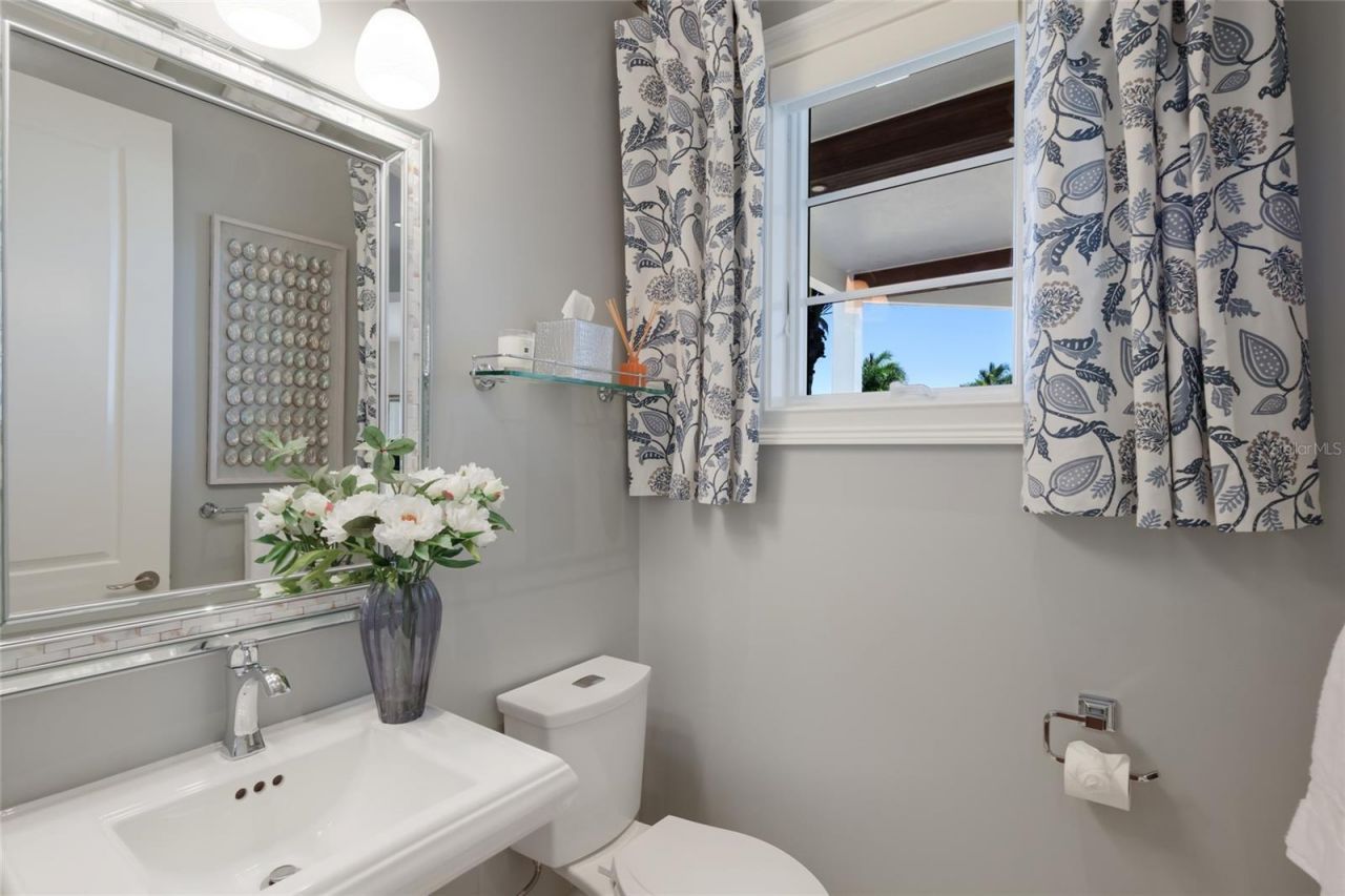 750 Siesta Key Circle, Sarasota, FL 34242 Photo