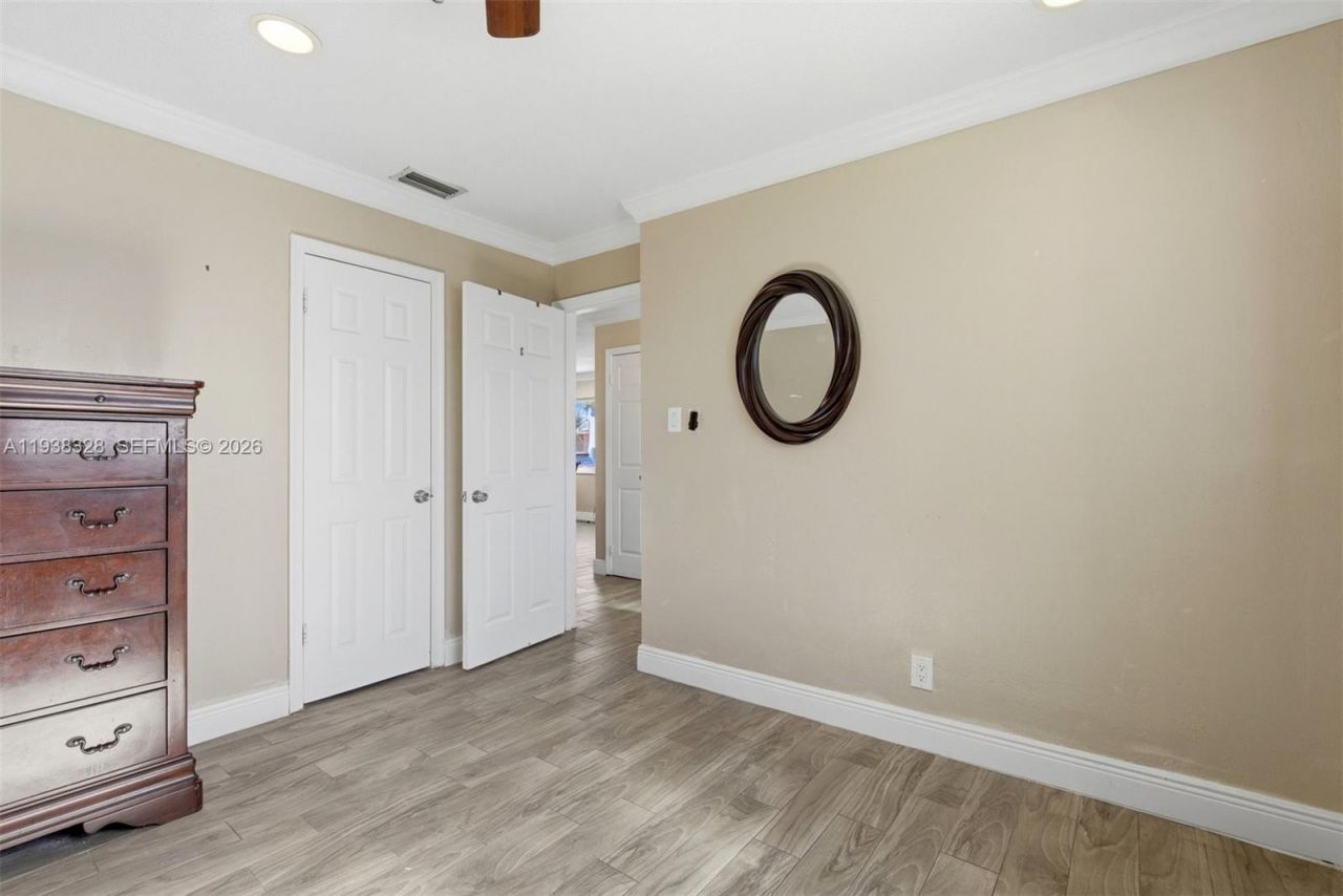 5723 NW 87th Ave, Tamarac, FL 33321 Photo