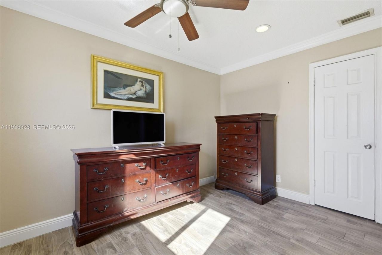 5723 NW 87th Ave, Tamarac, FL 33321 Photo