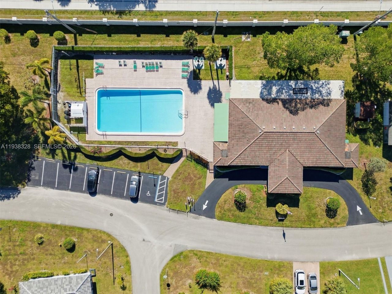 5723 NW 87th Ave, Tamarac, FL 33321 Photo