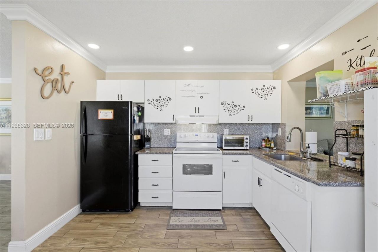 5723 NW 87th Ave, Tamarac, FL 33321 Photo