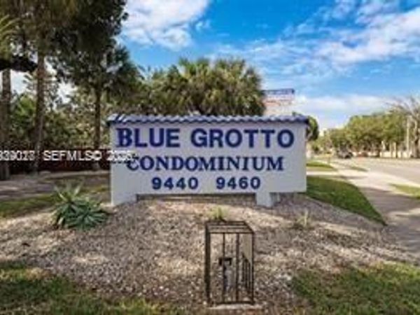 9440 Fontainebleau Blvd, Unit 203, Miami, FL 33172