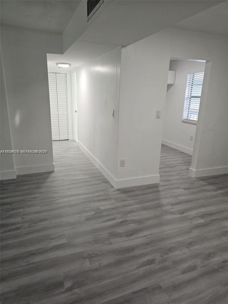 9440 Fontainebleau Blvd, Unit 203, Miami, FL 33172 Photo