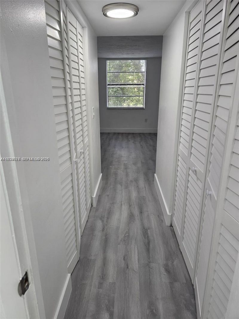 9440 Fontainebleau Blvd, Unit 203, Miami, FL 33172 Photo