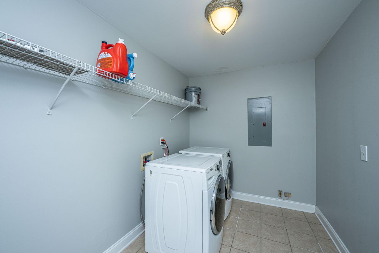 27 Brockman Drive Photo 10