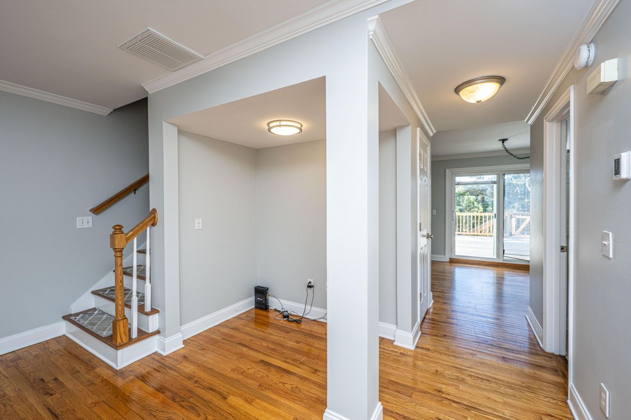 27 Brockman Drive Photo 6