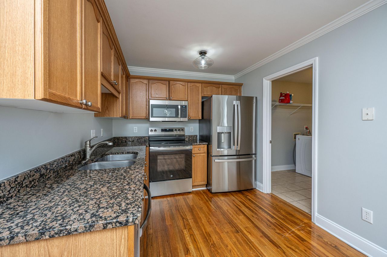 27 Brockman Drive Photo 7