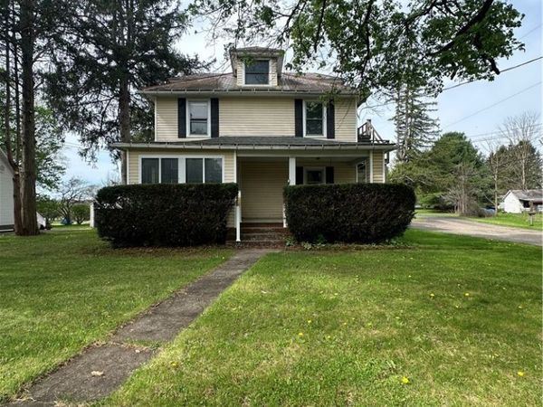 929 N Market Street, Lisbon, OH 44432