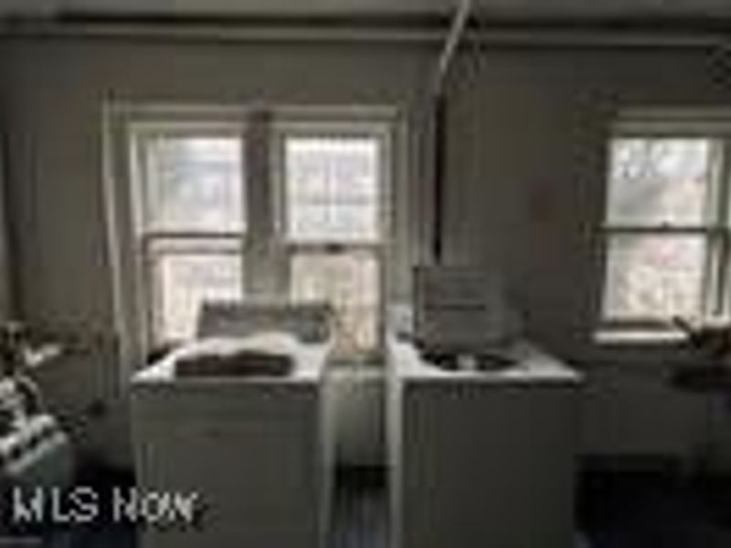 2744 Mayfield Road, Cleveland, OH 44106 Photo 18