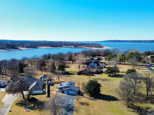 157 N Spinnaker Run, Stigler, OK 74462