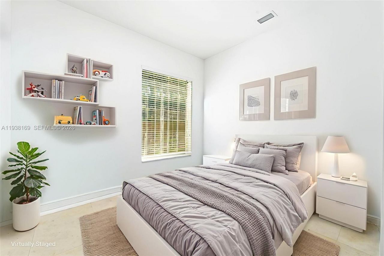 1490 Cleveland Rd, Miami Beach, FL 33141 Photo