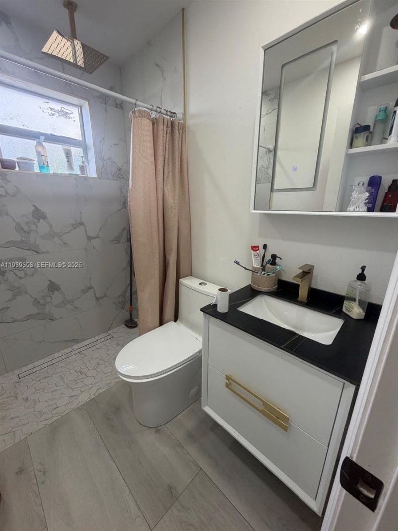 660 SW 30th Ter, Fort Lauderdale, FL 33312 Photo