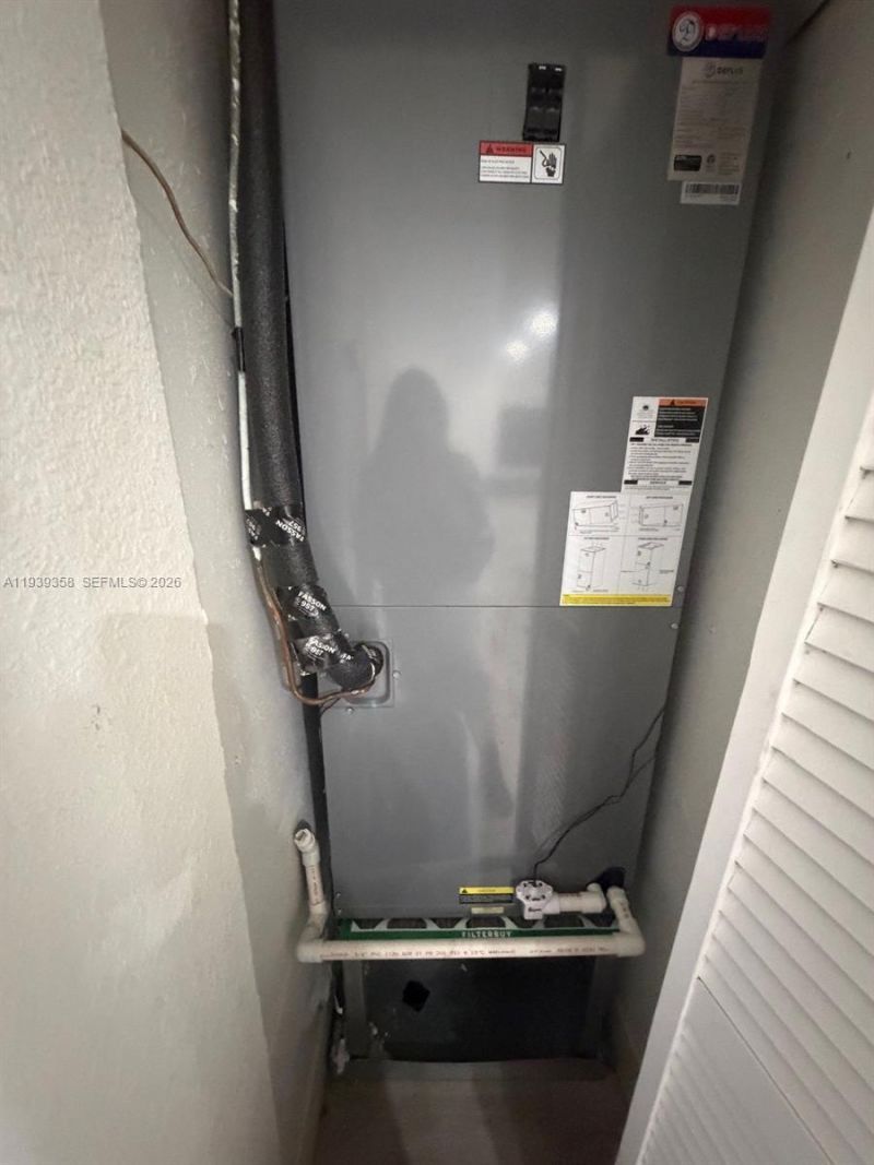 660 SW 30th Ter, Fort Lauderdale, FL 33312 Photo