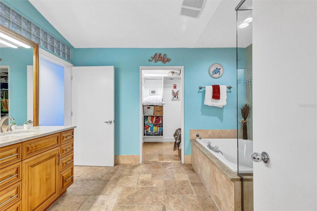 3060 Grand Bay Boulevard, Unit 174, Longboat Key, FL 34228 Photo