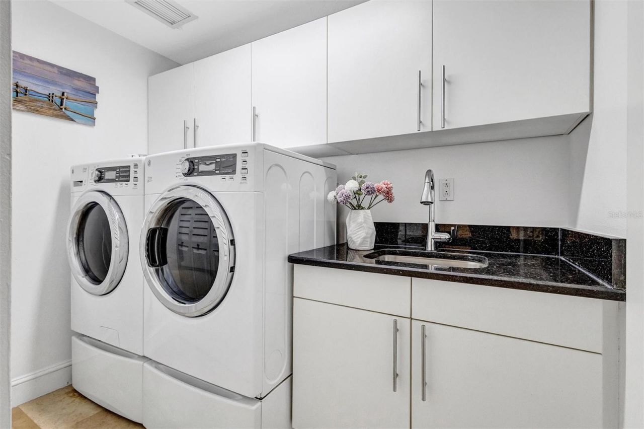 3060 Grand Bay Boulevard, Unit 174, Longboat Key, FL 34228 Photo