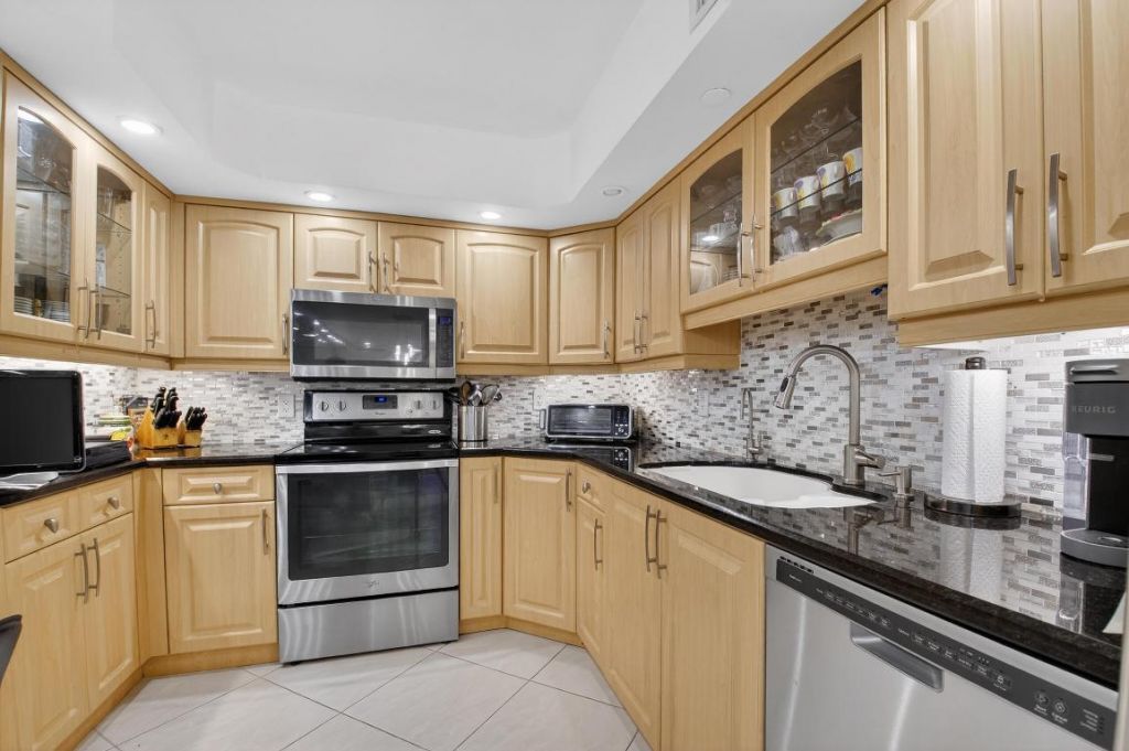 2697 N Ocean Boulevard, Unit F507, Boca Raton, FL 33431 Photo