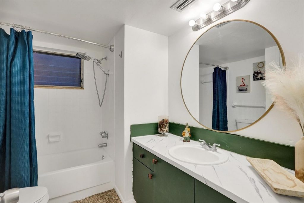 1690 NE 191st Street, Unit 112-1, Miami, FL 33179 Photo