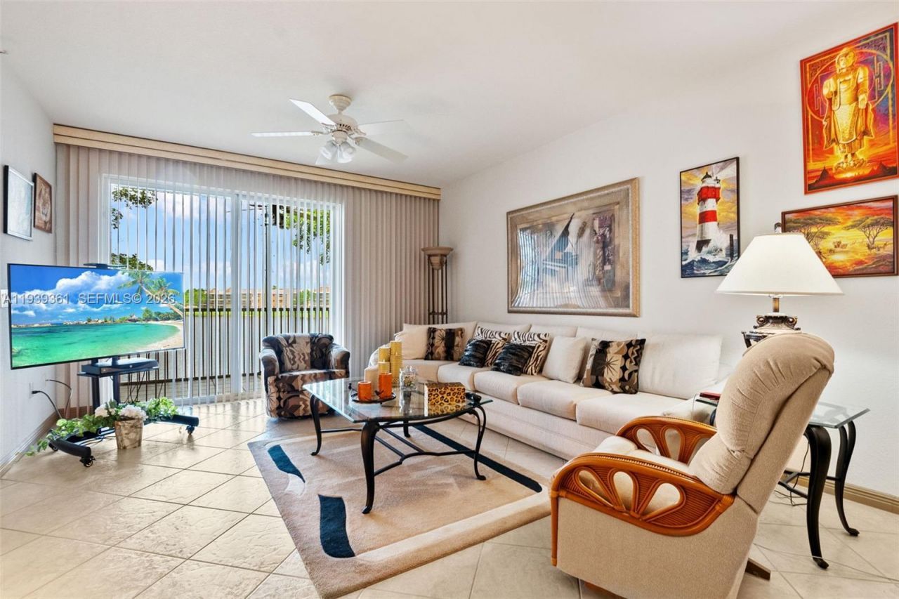 7623 Southampton Ter, Unit 204, Tamarac, FL 33321 Photo