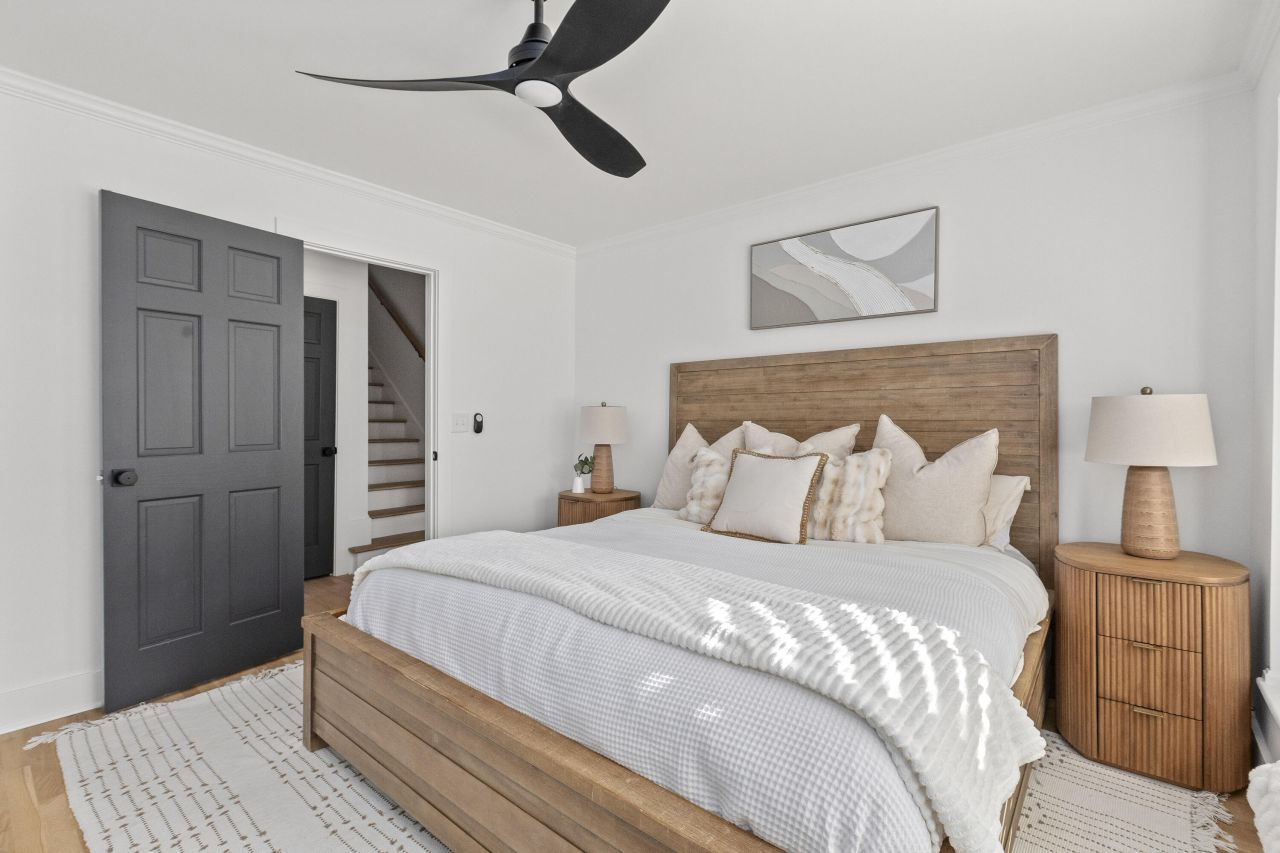 1019 Royalist Road Photo 30