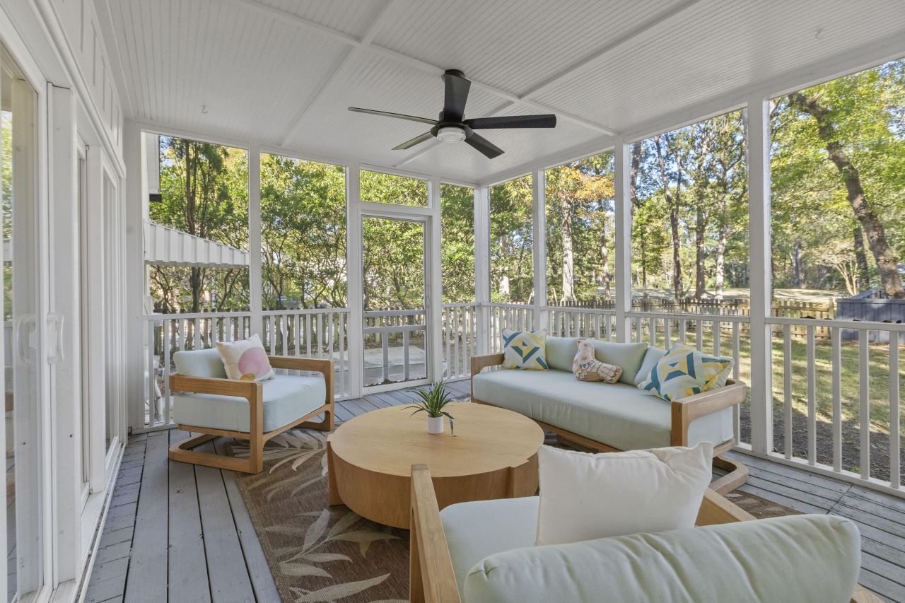 1019 Royalist Road Photo 43