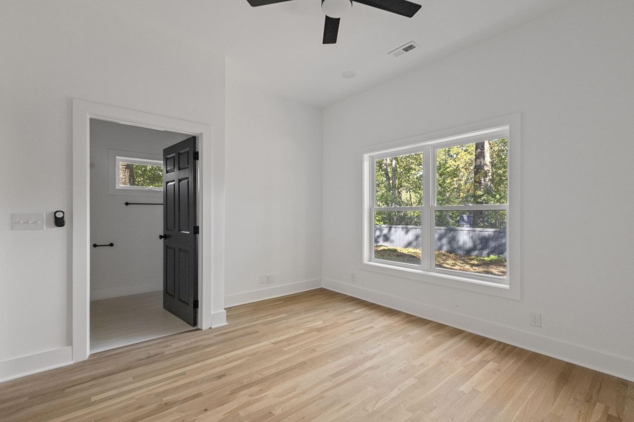 1019 Royalist Road Photo 46