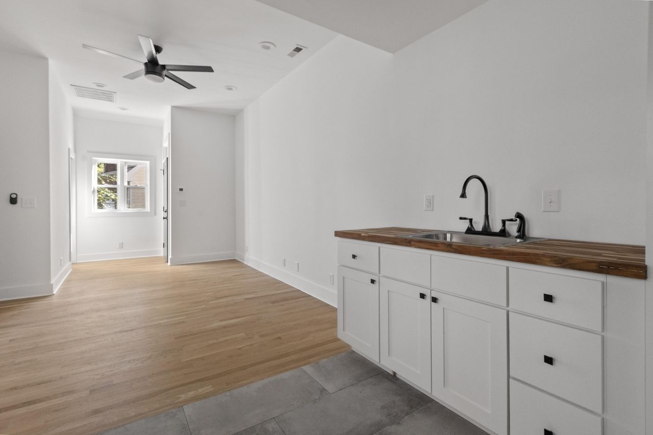 1019 Royalist Road Photo 49