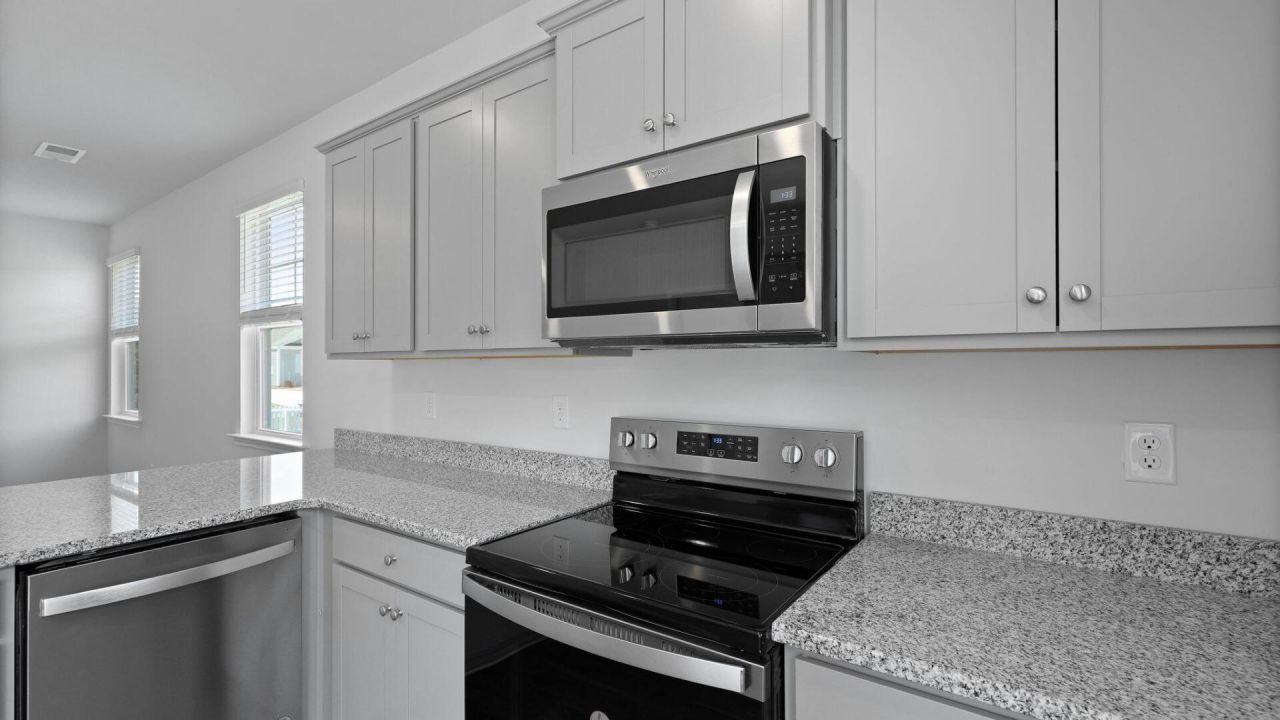 1091 Refuge Way Photo 11