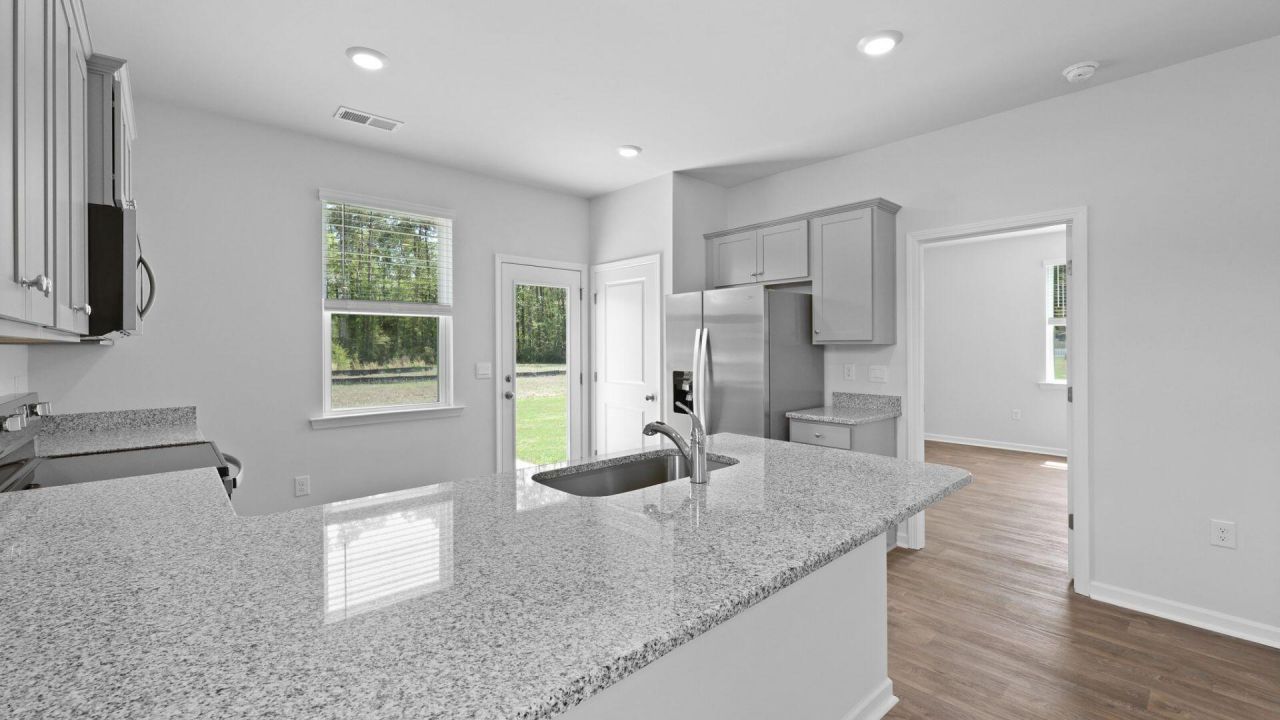 1091 Refuge Way Photo 8