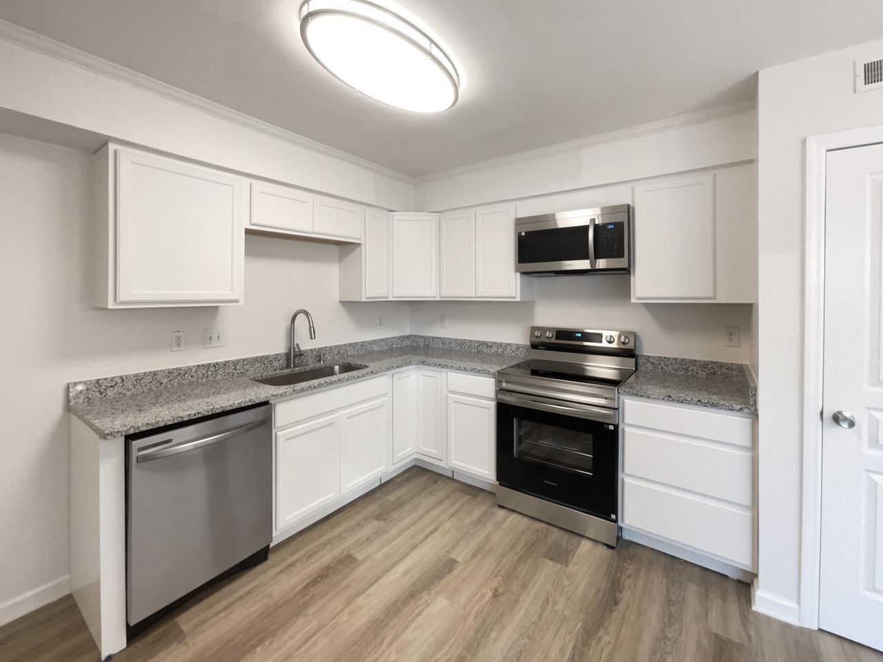 7875 Nummie Court Photo 12