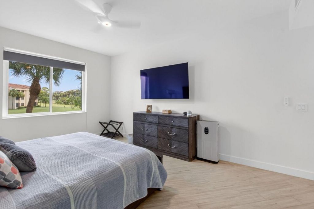 7546 La Paz Boulevard, Unit 205, Boca Raton, FL 33433 Photo