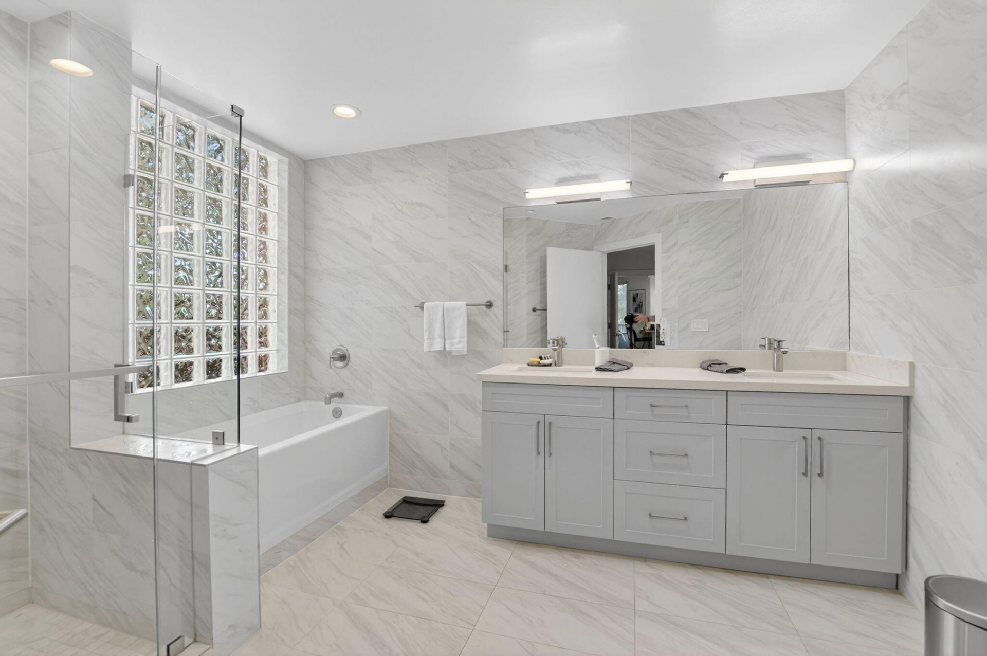 7546 La Paz Boulevard, Unit 205, Boca Raton, FL 33433 Photo