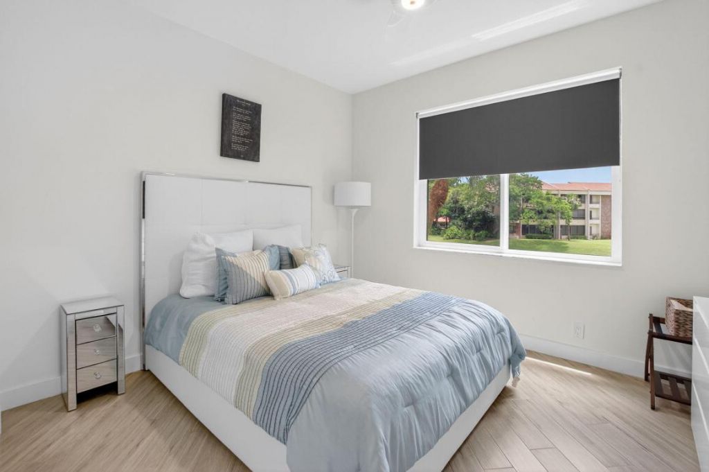 7546 La Paz Boulevard, Unit 205, Boca Raton, FL 33433 Photo