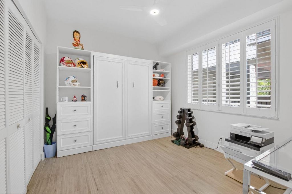 7546 La Paz Boulevard, Unit 205, Boca Raton, FL 33433 Photo